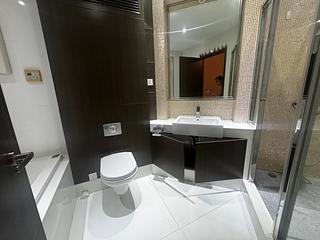 West Kowloon - Sorrento Phase 2 Block 1 09