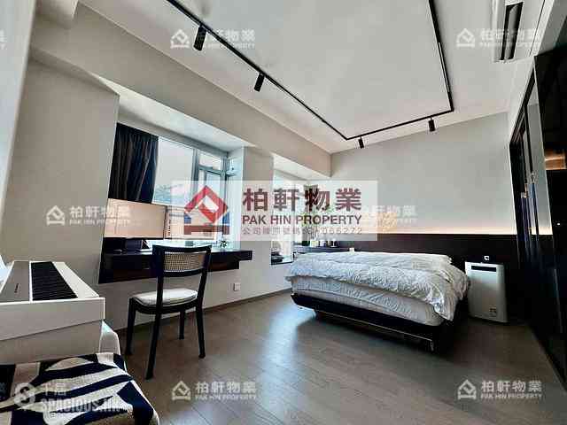 Quarry Bay - Royal Terrace 01