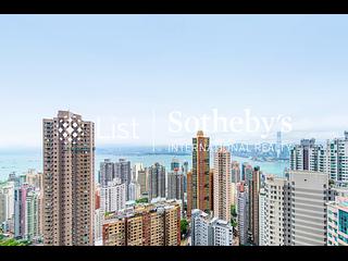 Mid Levels West - Realty Gardens 03