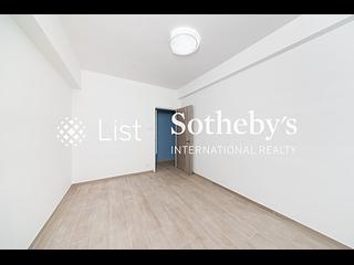 Mid Levels West - Realty Gardens 13