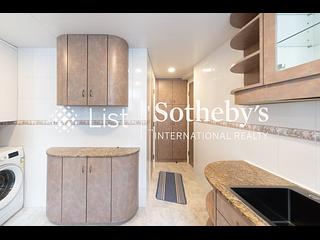 Mid Levels West - Realty Gardens 17