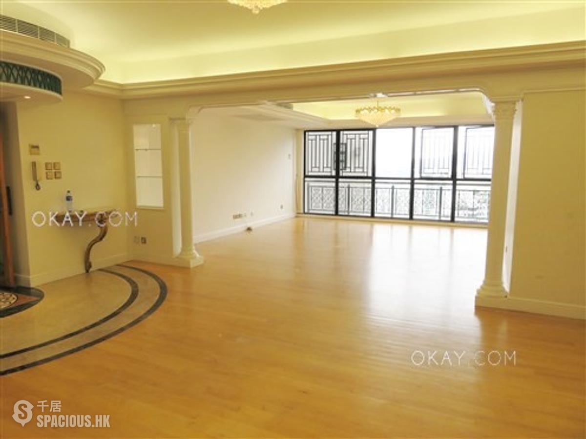 Mid Levels Central - Clovelly Court 01