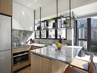 Sai Ying Pun - 111, High Street 06