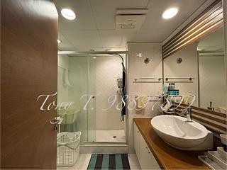Wan Chai - Convention Plaza Apartments 04