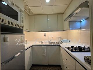 Wan Chai - Convention Plaza Apartments 09