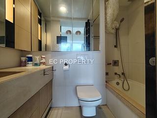 Mid Levels Central - Soho 38 05