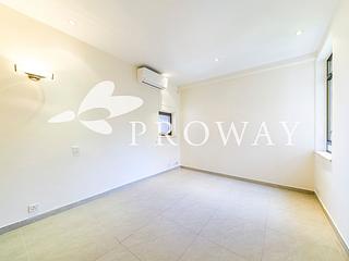 Pok Fu Lam - Baguio Villa Block 25 05