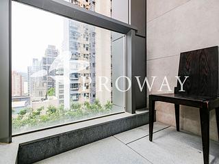 Sai Ying Pun - King's Hill 03