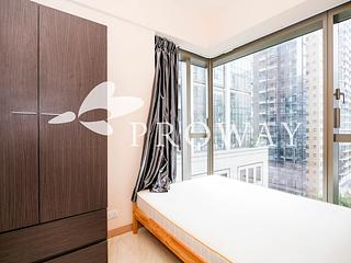 Sai Ying Pun - King's Hill 05