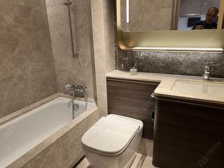 Wong Chuk Hang - The Southside Phase 2 La Marina Tower 2A 07