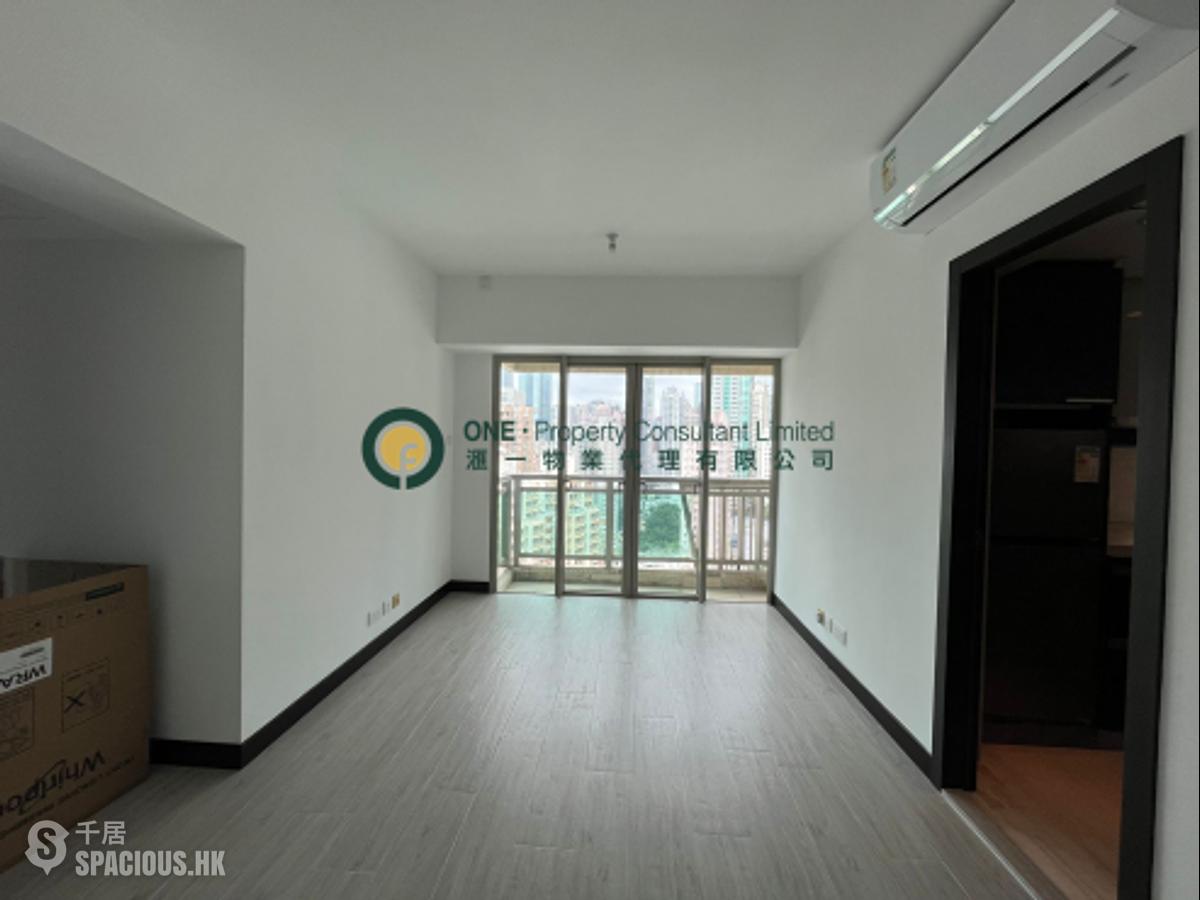Sai Ying Pun - Centre Place 01