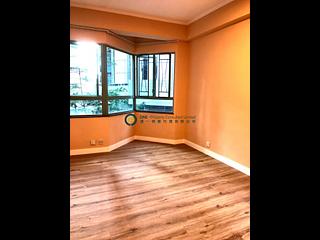 Mid Levels Central - Goldwin Heights 06