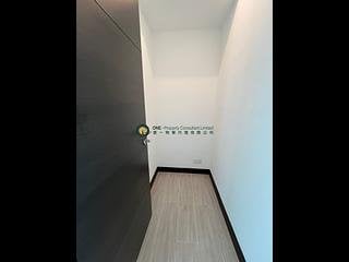 Sai Ying Pun - Centre Place 07