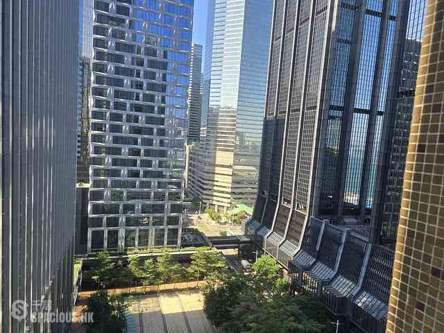 Wan Chai - Causeway Centre Block B 02