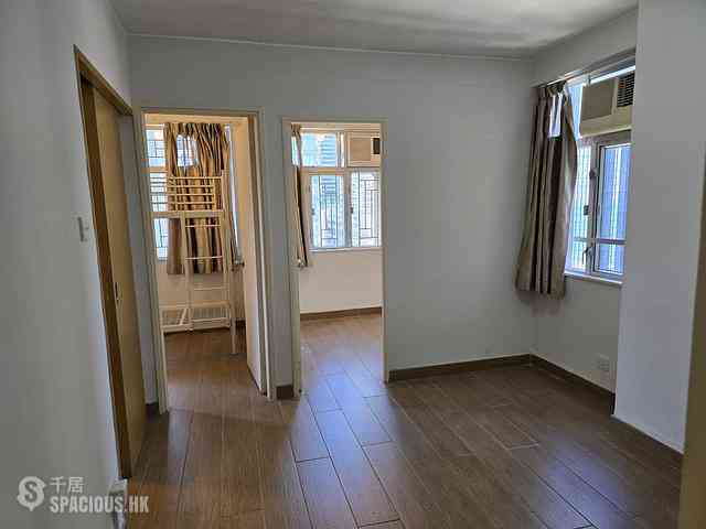 Wan Chai - Causeway Centre Block B 03