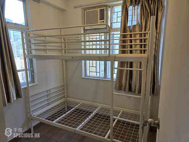 Wan Chai - Causeway Centre Block B 05