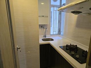 Wan Chai - Causeway Centre Block B 07