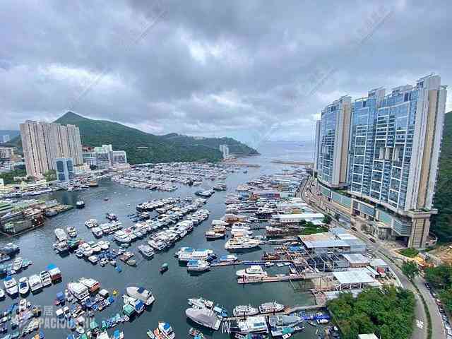 Ap Lei Chau - Marina South Block 1 01