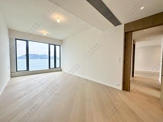 Ap Lei Chau - The Corniche Tower 6 06