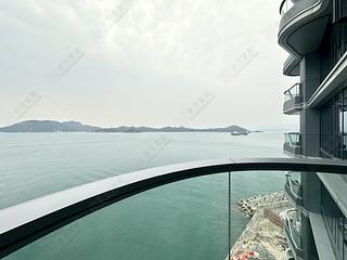 Ap Lei Chau - The Corniche Tower 6 04
