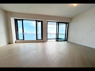 Ap Lei Chau - The Corniche Tower 6 15