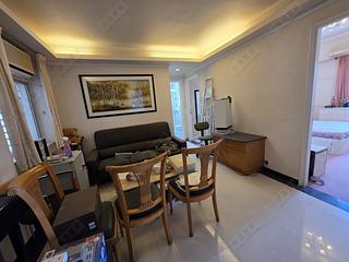 Mid Levels East - United Mansion 03