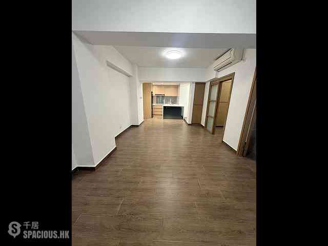 Causeway Bay - Yee Wah Mansion 01