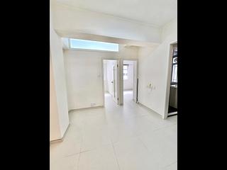 Causeway Bay - Yee Wah Mansion 03