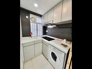 Causeway Bay - Yee Wah Mansion 08