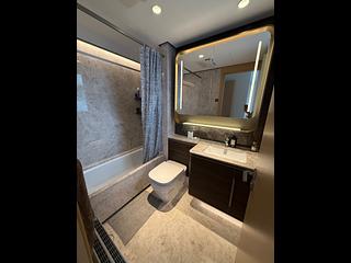 Wong Chuk Hang - The Southside Phase 2 La Marina Tower 1A 09