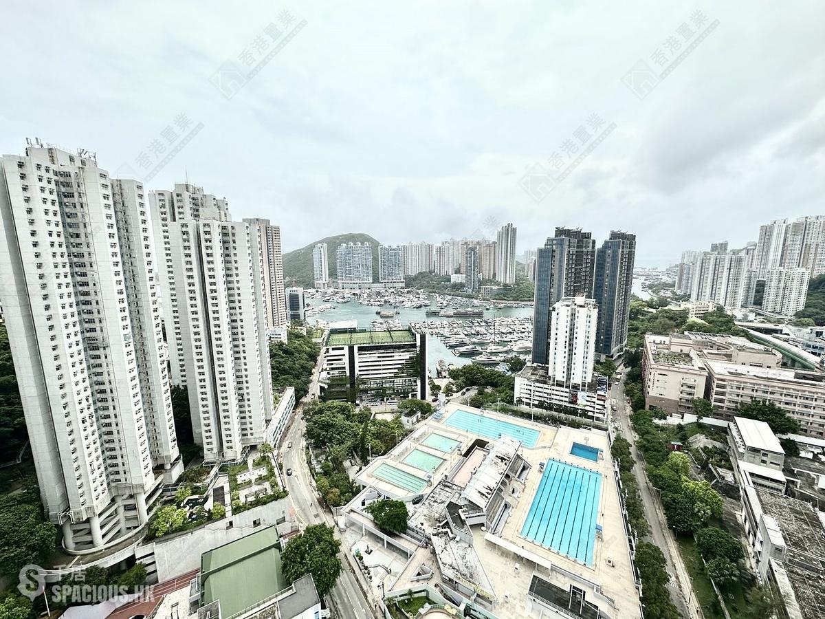 Wong Chuk Hang - The Southside Phase 2 La Marina Tower 1A 01