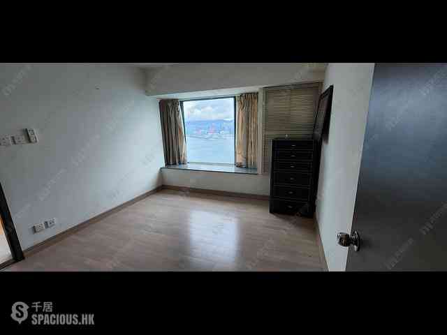 Sai Wan Ho - Grand Promenade Block 3 04