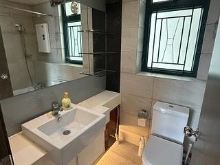 Sai Wan Ho - Grand Promenade Block 2 06
