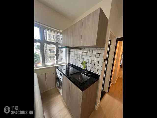 Sheung Wan - Kiu Fat Building Front Block (Block B) 02
