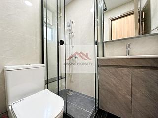 Mid Levels Central - Kam Lei Building 02