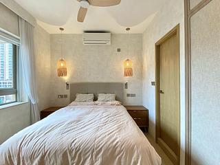 Pok Fu Lam - Baguio Villa Block 25 07