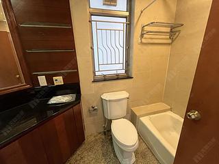 West Kowloon - Sorrento Phase 2 Block 1 18