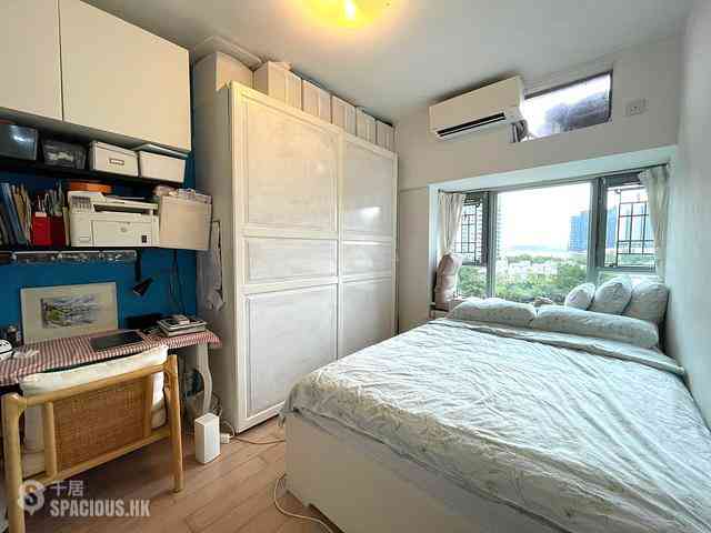 Tung Chung - Coastal Skyline Phase 1 Block 3 04
