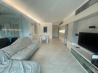West Kowloon - Sorrento Phase 2 Block 1 02