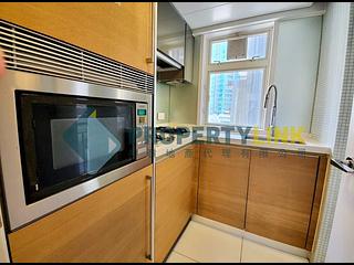 Soho - Centrestage 12