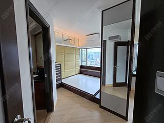 West Kowloon - Sorrento Phase 1 Block 3 08