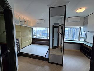 West Kowloon - Sorrento Phase 1 Block 3 14