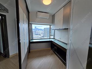 West Kowloon - Sorrento Phase 1 Block 3 15