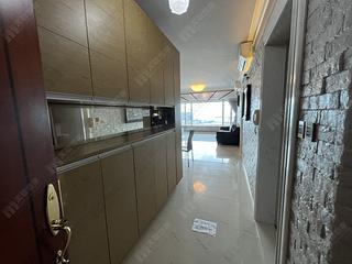 West Kowloon - Sorrento Phase 2 Block 1 03