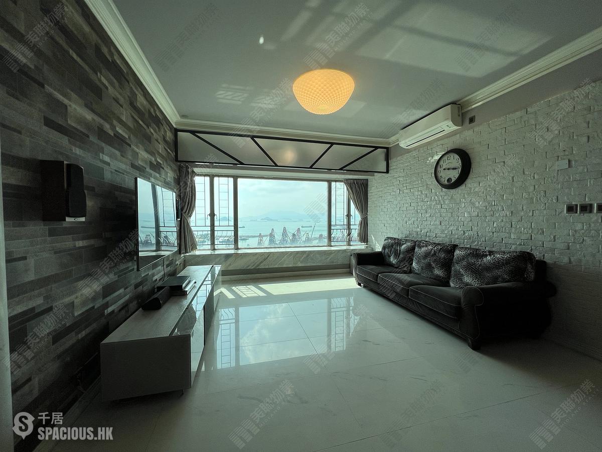 West Kowloon - Sorrento Phase 2 Block 1 01