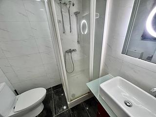 Wan Chai - Hennessy Building 04