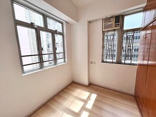 Wan Chai - Ko Wah Building(Go Wah Mansion) 07