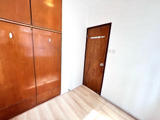 Wan Chai - Ko Wah Building(Go Wah Mansion) 08