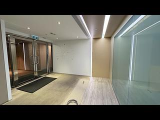 Admiralty - Lippo Centre - Tower 2 12