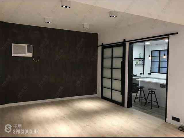 Mid Levels Central - Emerald Court 01